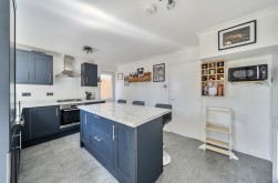 Plover Road, Milborne Port, SHERBORNE