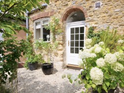 Round House Farmshop Bailey Hill, CASTLE CARY