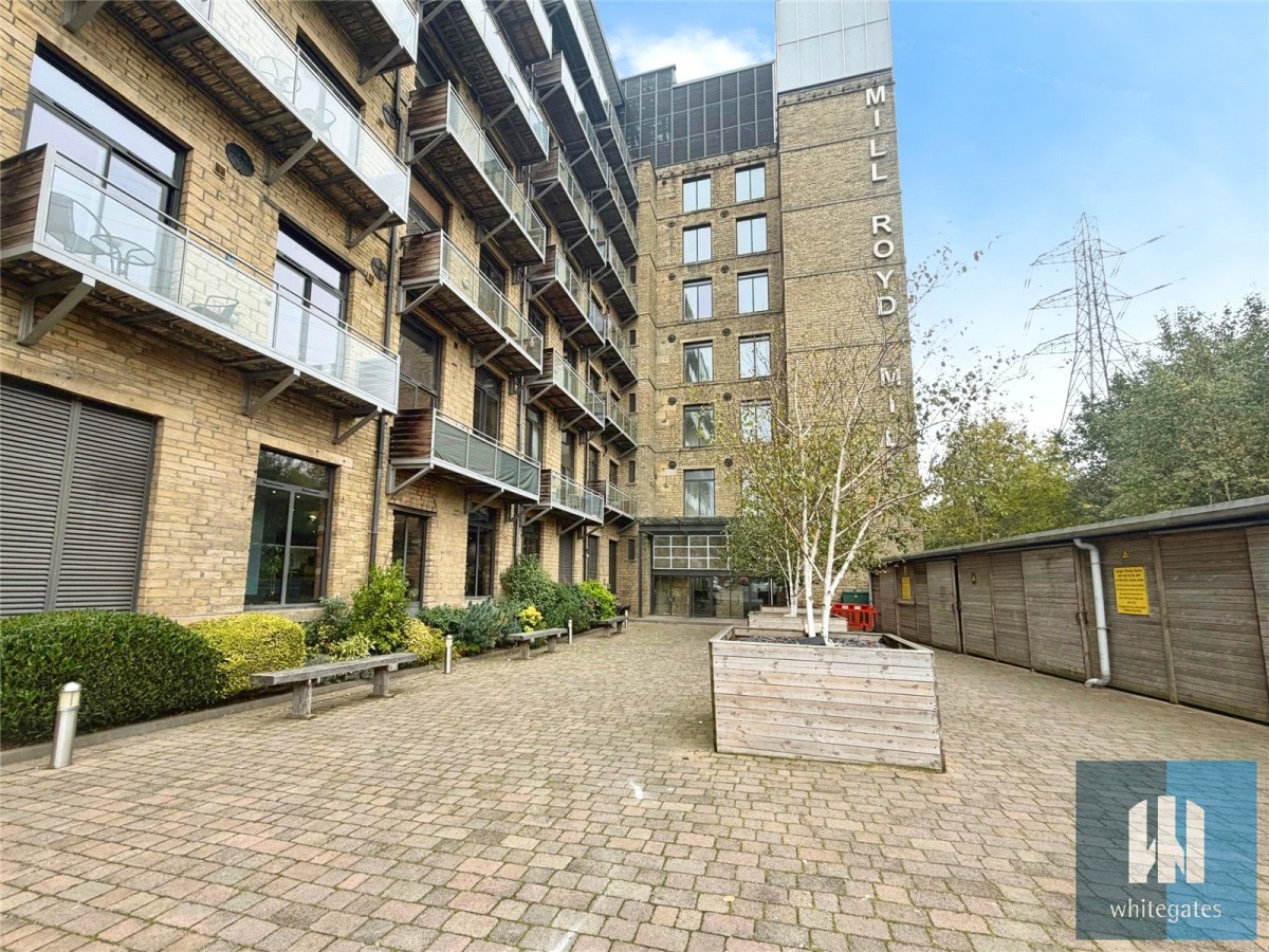 Huddersfield Road, Brighouse, West Yorkshire