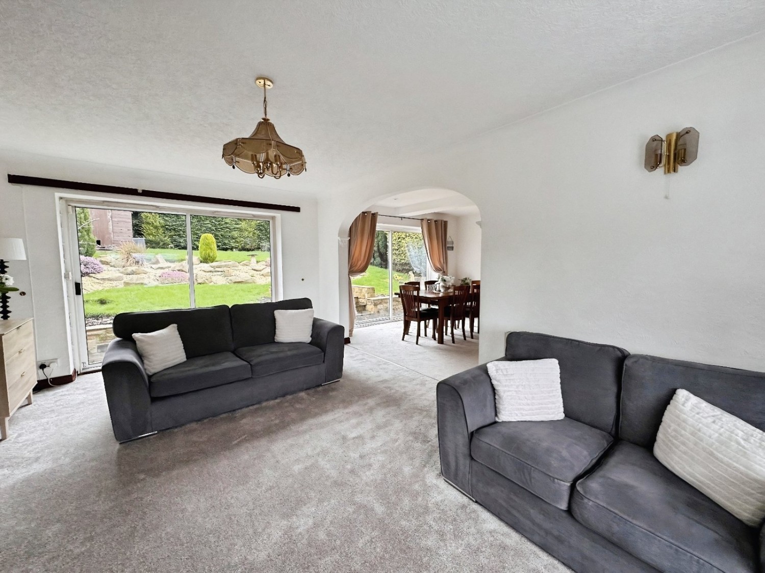 Hartshead, Liversedge