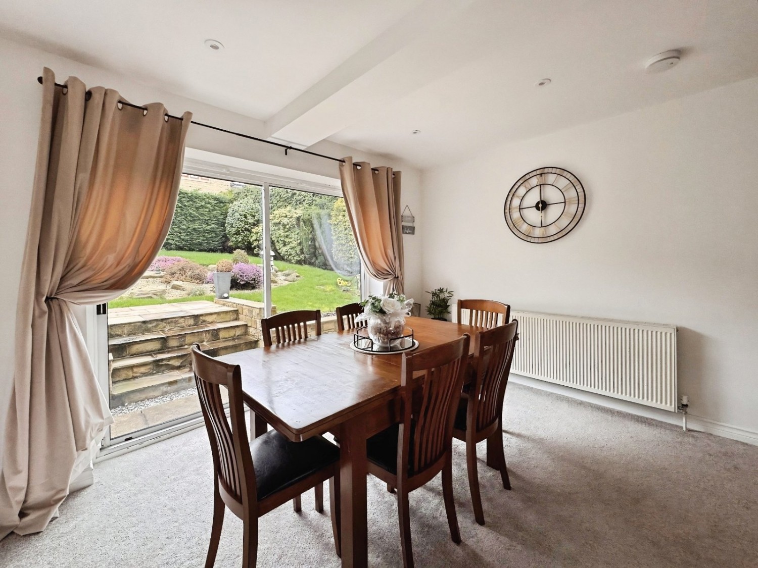 Hartshead, Liversedge