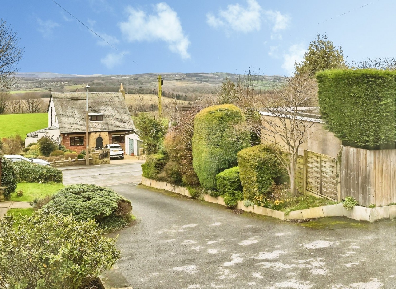 Hartshead, Liversedge