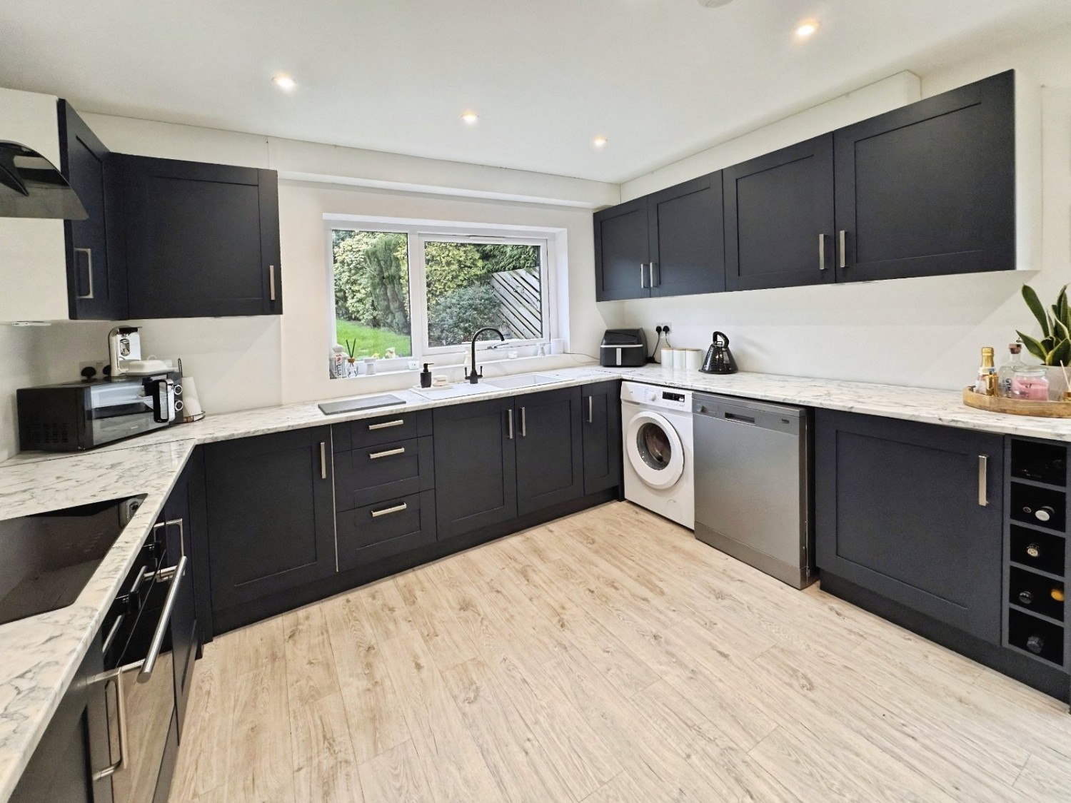 Hartshead, Liversedge