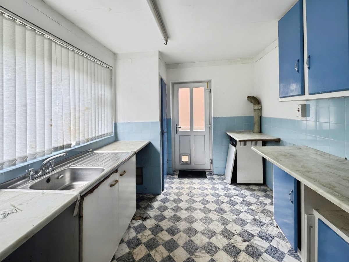 Birkenshaw, Cleckheaton