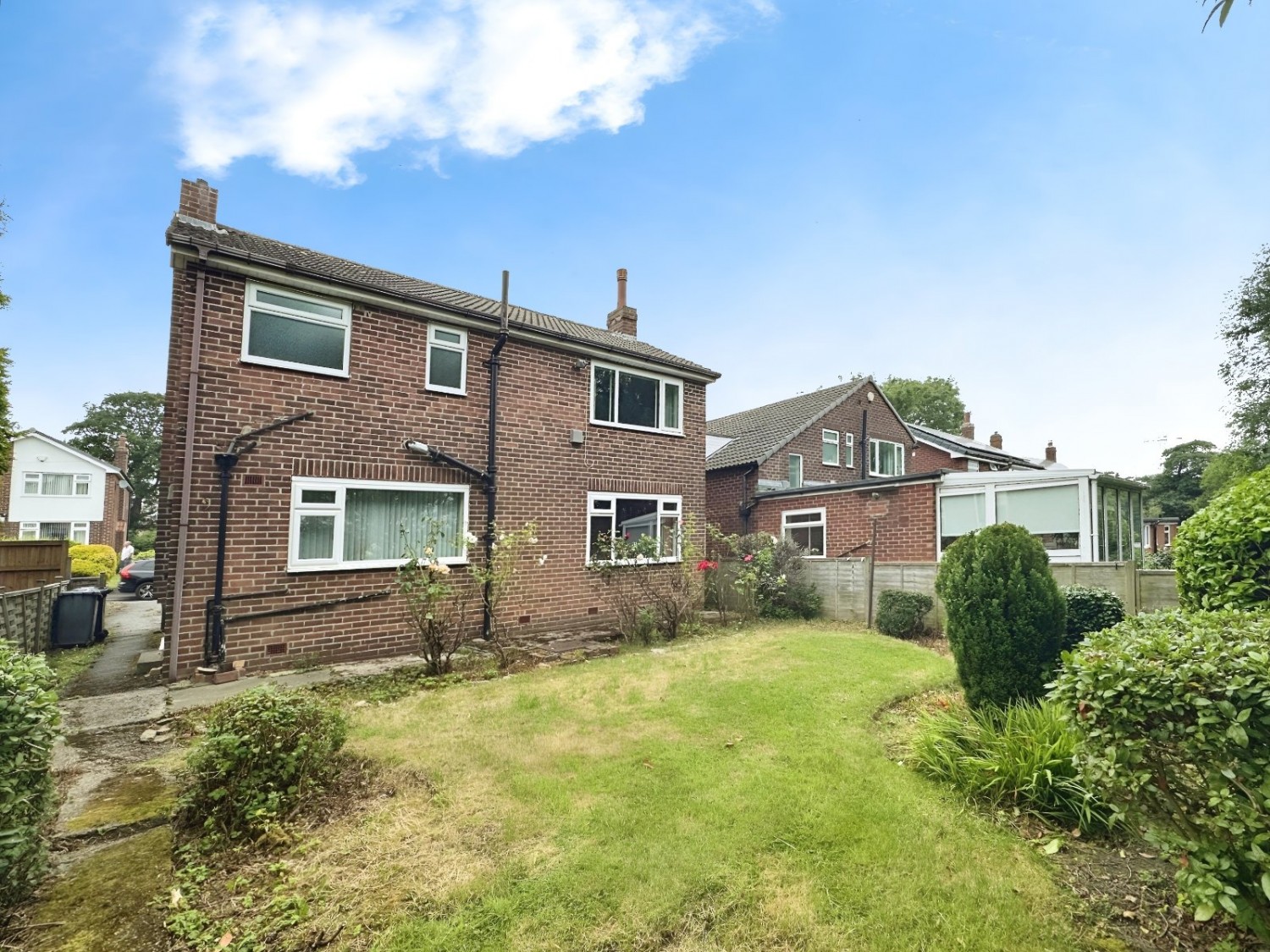 Birkenshaw, Cleckheaton