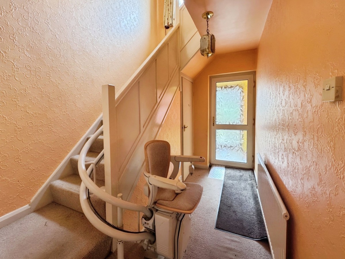 Birkenshaw, Cleckheaton