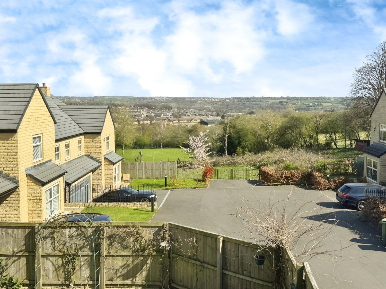 Moorside, Cleckheaton