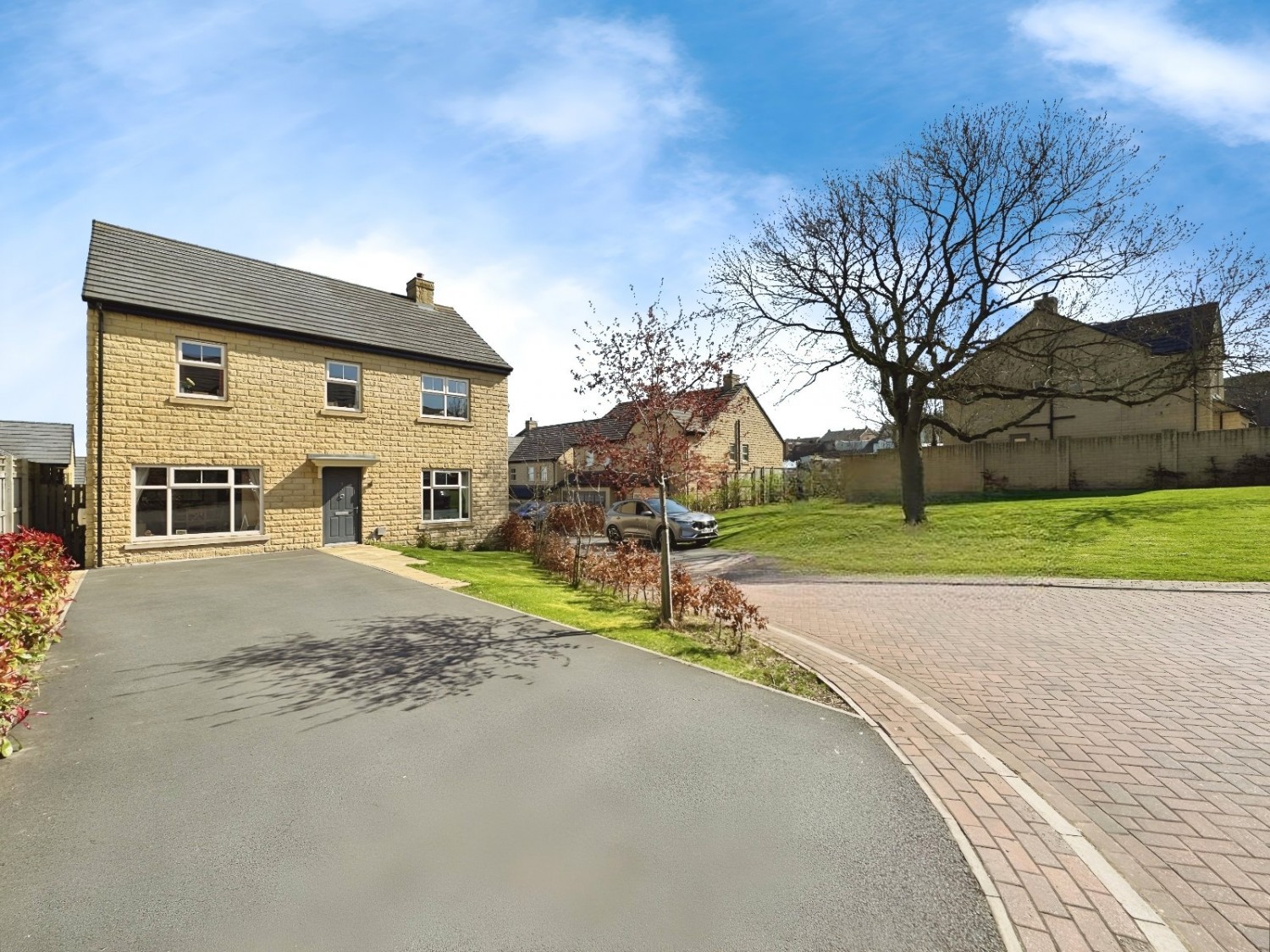 Moorside, Cleckheaton