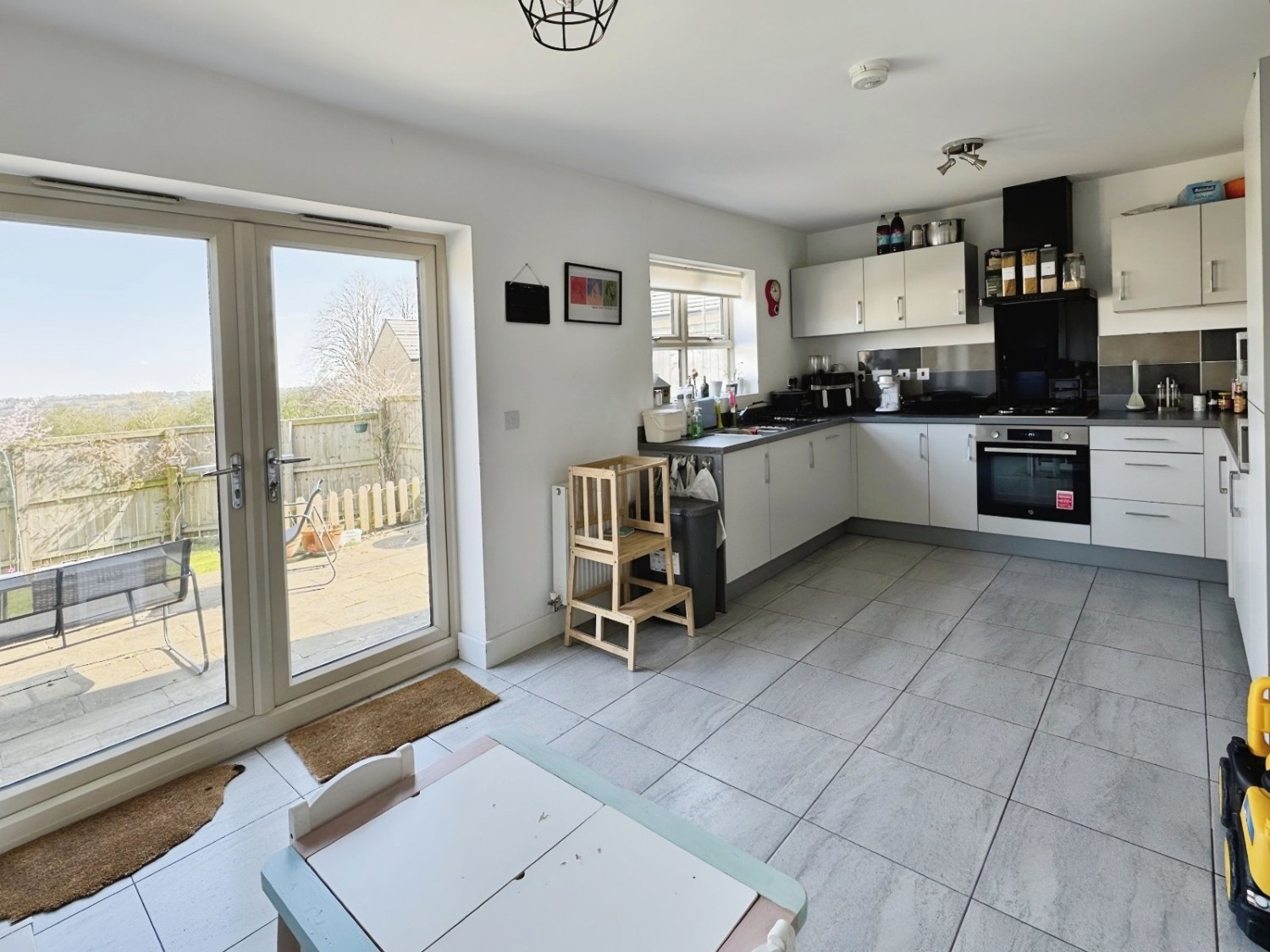 Moorside, Cleckheaton
