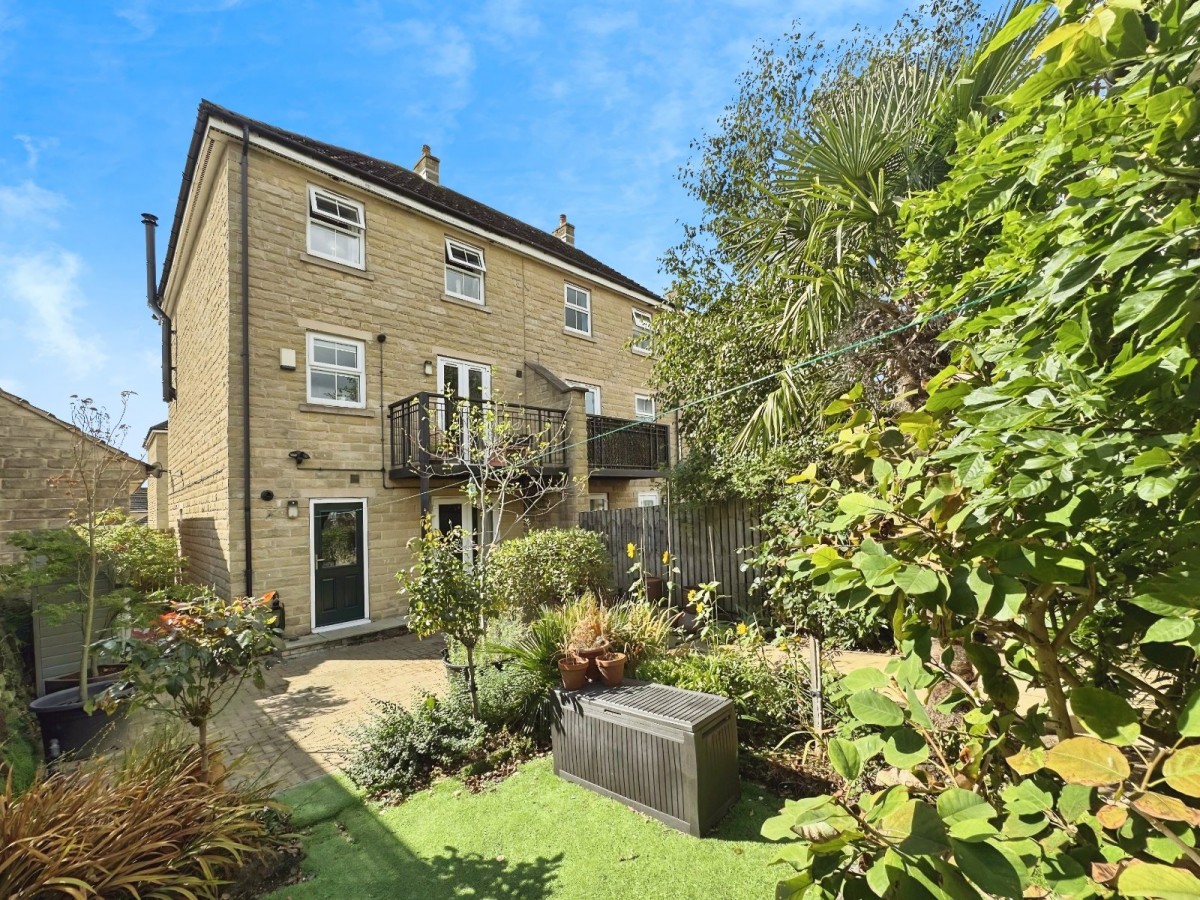 Roberttown, Liversedge