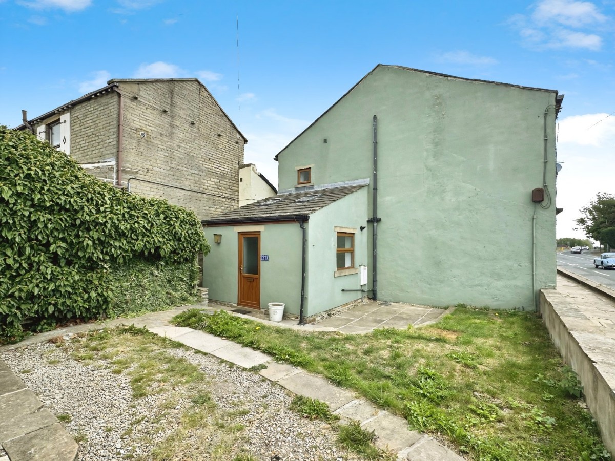 Scholes, Cleckheaton