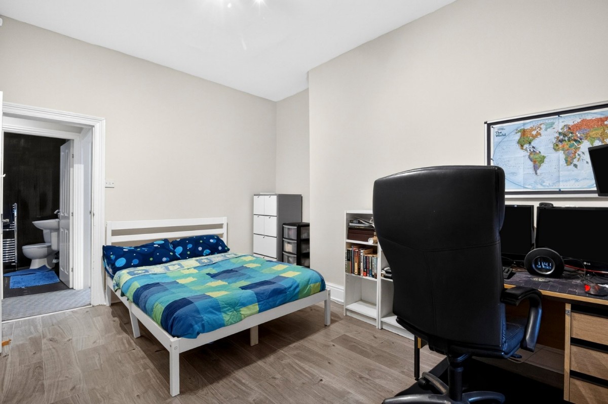 Scholes, Cleckheaton