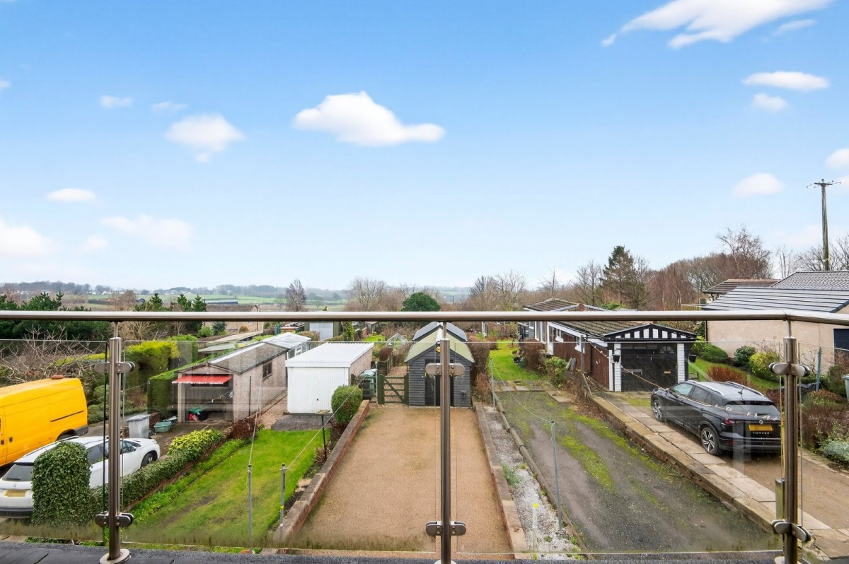 Scholes, Cleckheaton