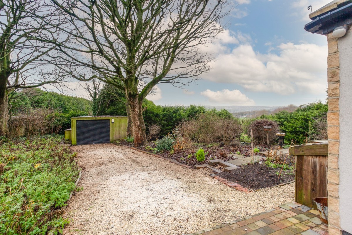 Little Gomersal, Cleckheaton