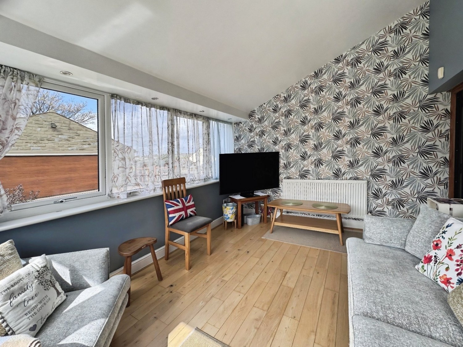 Oakenshaw, Bradford