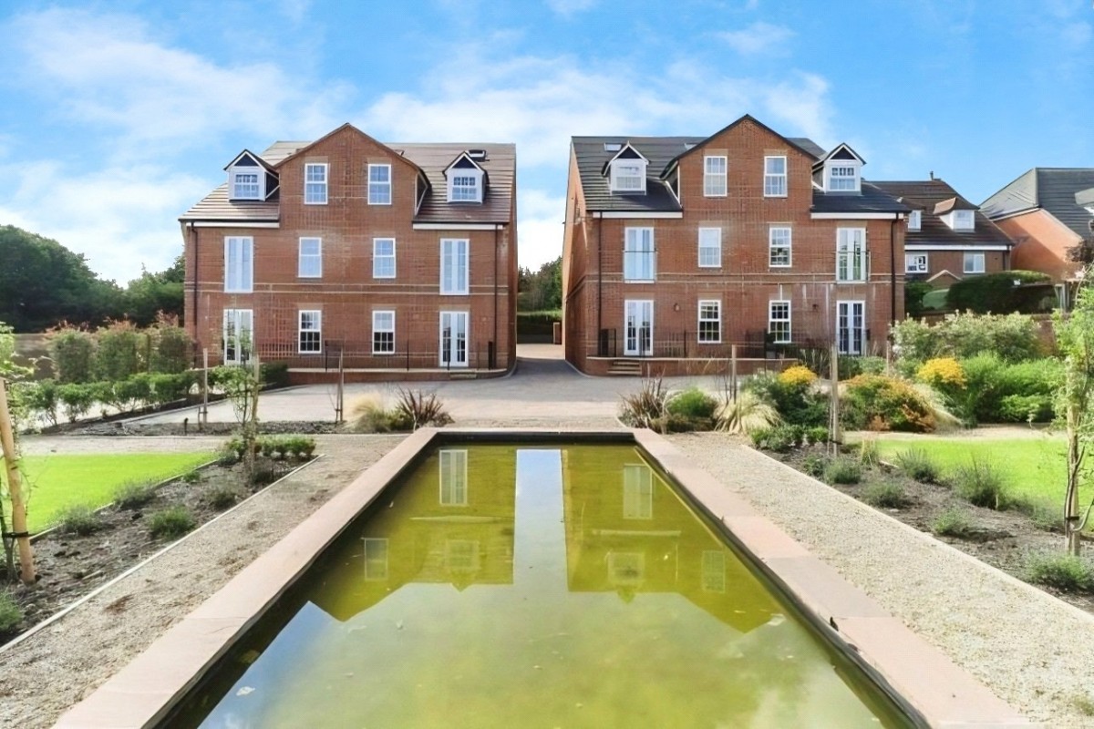 Near Hartshead, Liversedge