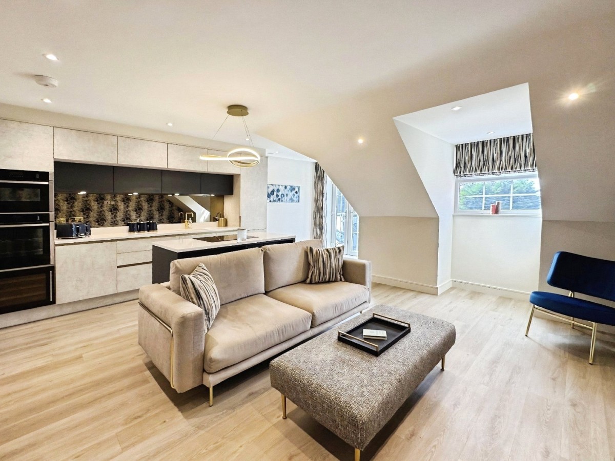 Near Hartshead, Liversedge