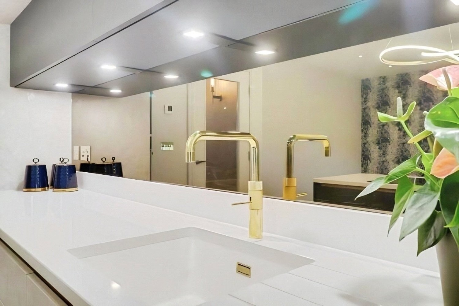 Near Hartshead, Liversedge