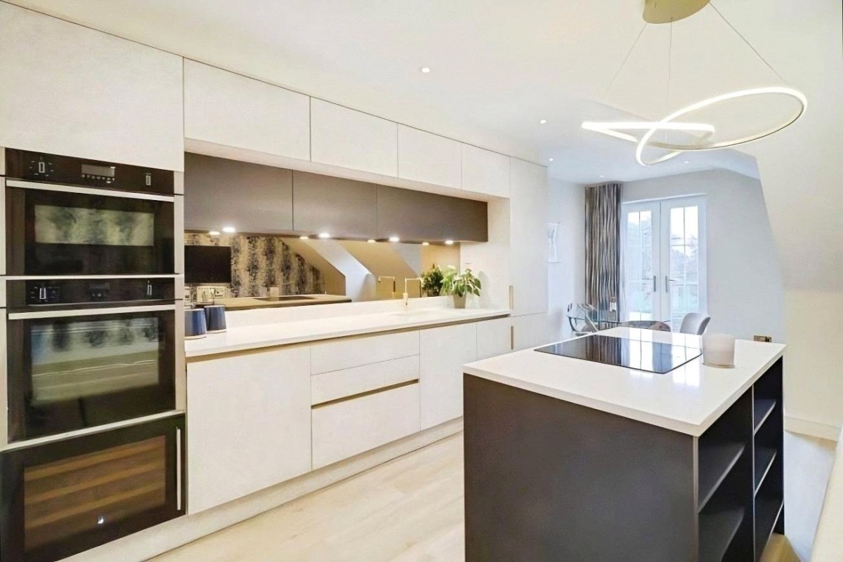 Near Hartshead, Liversedge