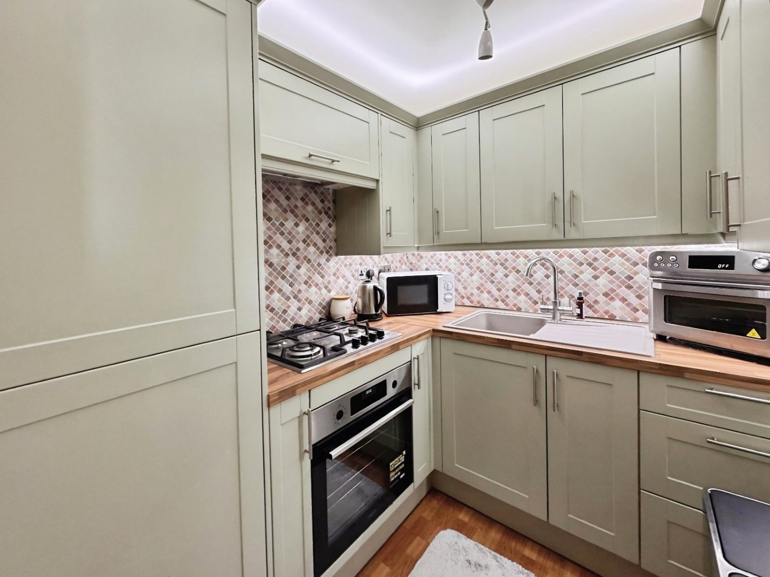 Church Street, Hightown