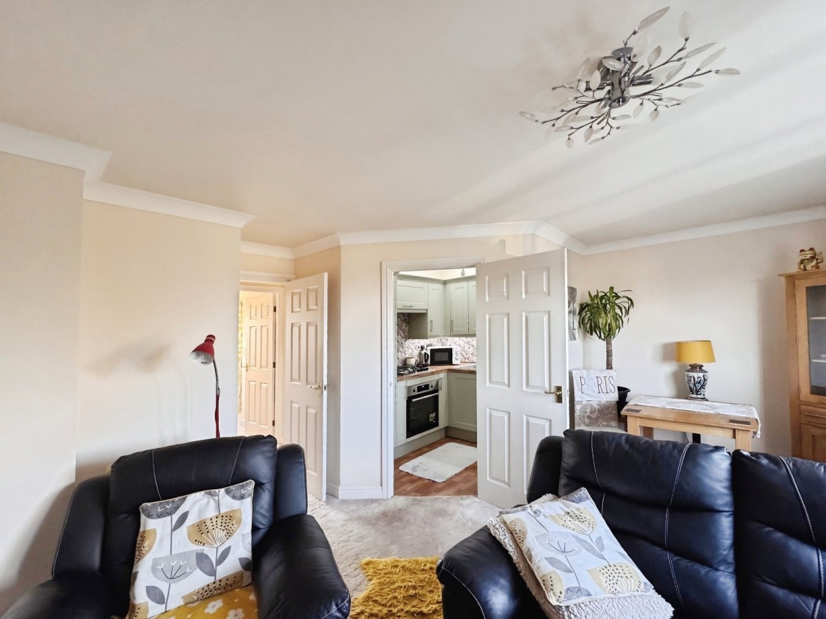 Church Street, Hightown