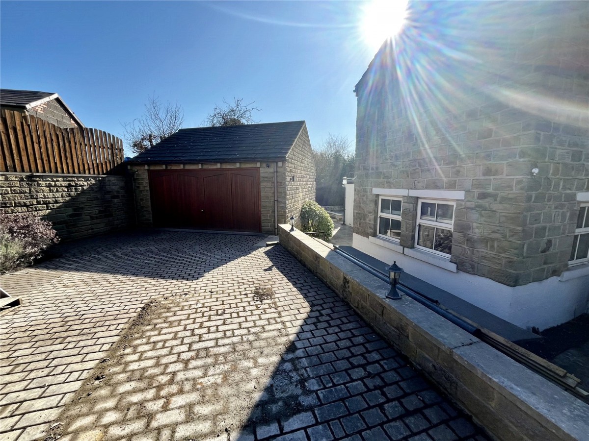 Hightown, Liversedge