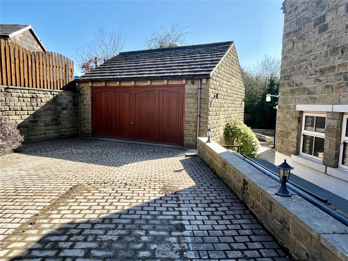 Hightown, Liversedge