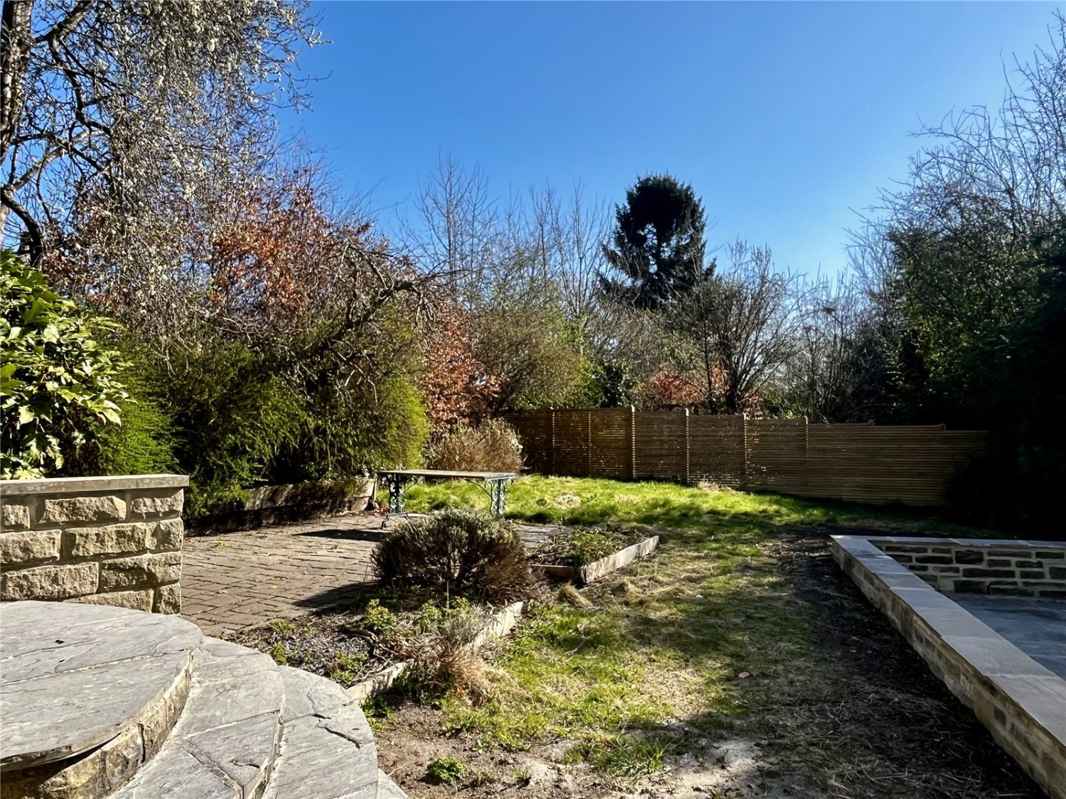 Hightown, Liversedge