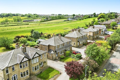 Scholes, Cleckheaton