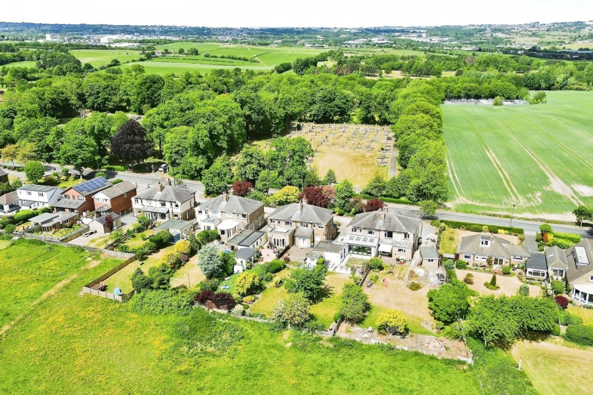 Scholes, Cleckheaton