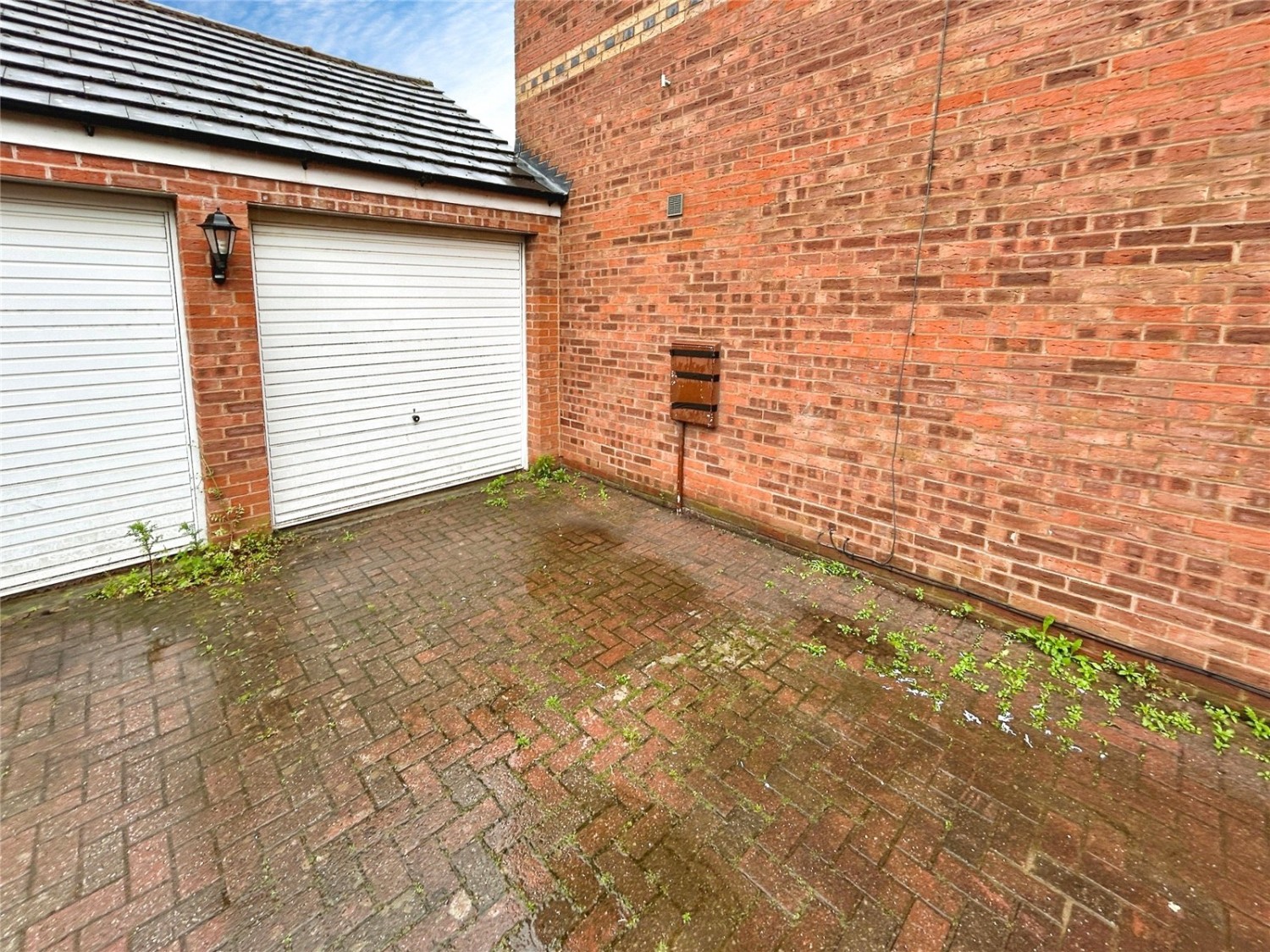 Hawkesbury Village, Coventry