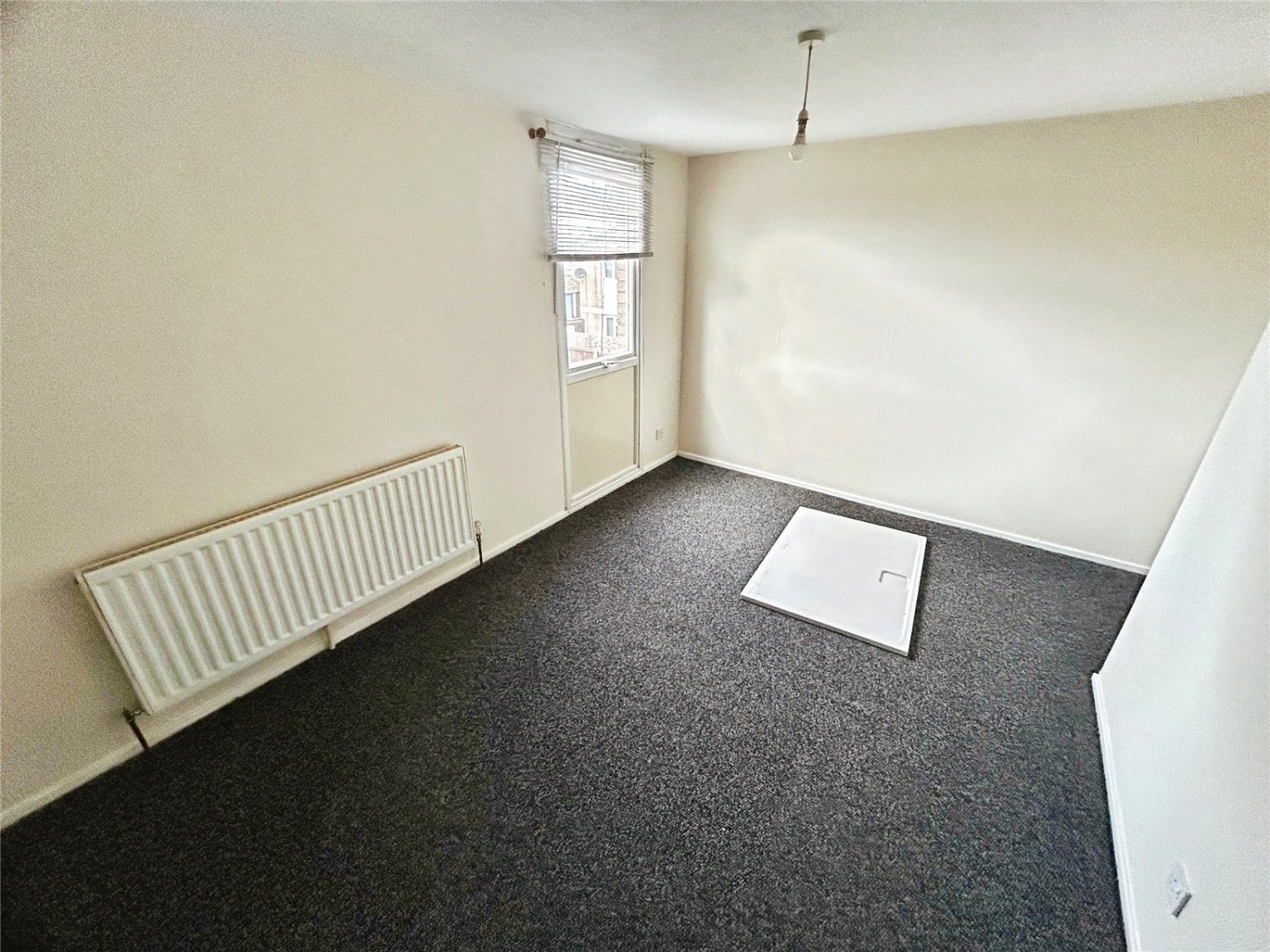 Ernesford Grange, Coventry