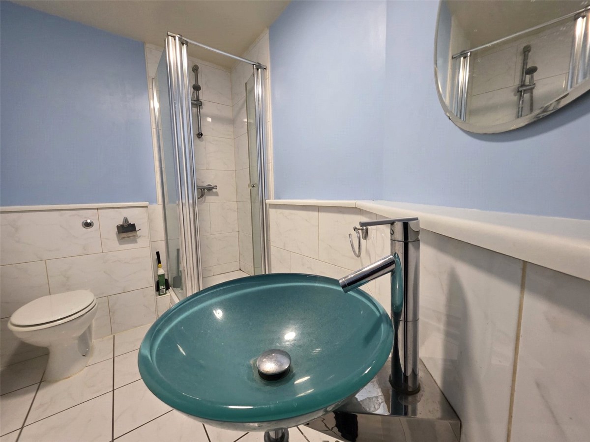 Bradford Road, 1 Bradford Road, Dewsbury, West Yorkshire