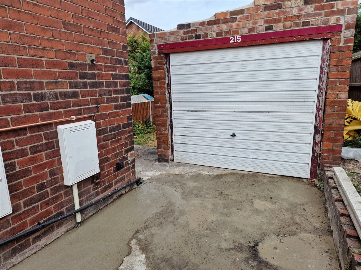 Hanging Heaton, Dewsbury, West Yorkshire