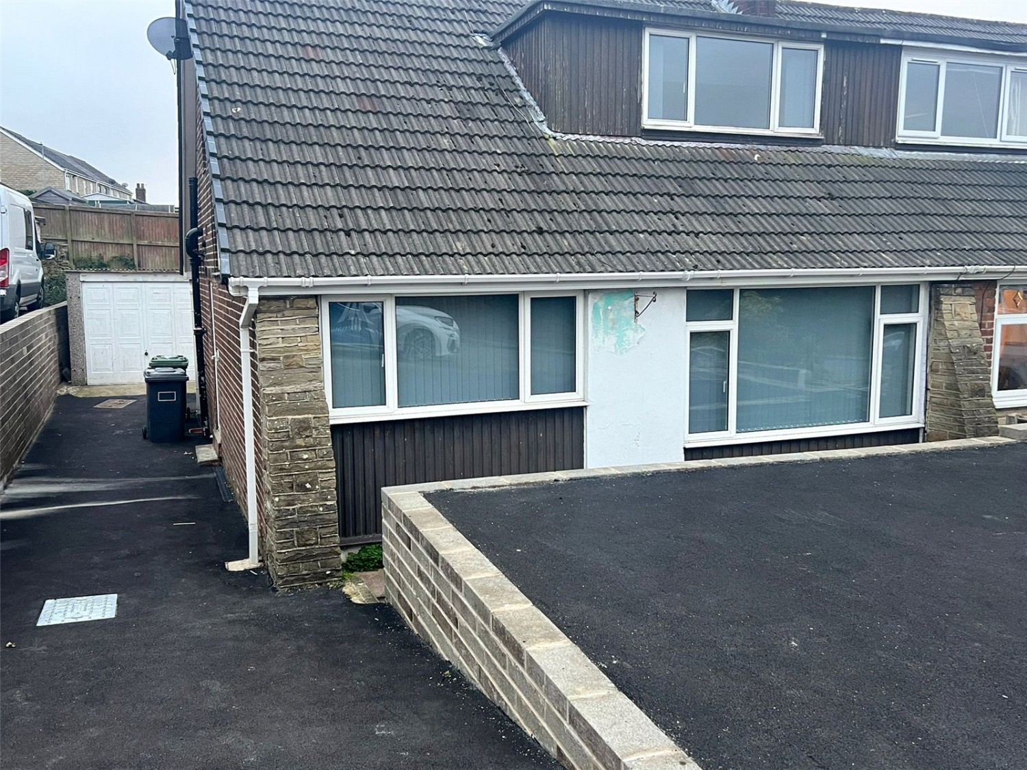 Heckmondwike, West Yorkshire