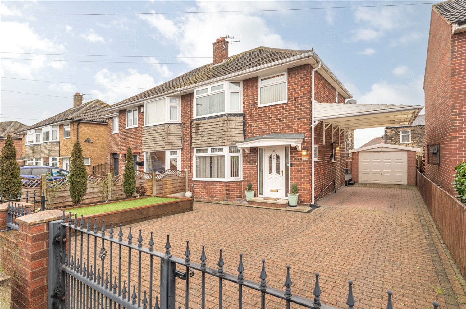 Hanging Heaton, Dewsbury