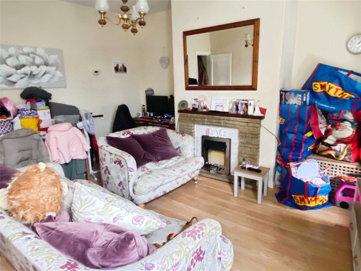 Thornhill Lees, Dewsbury