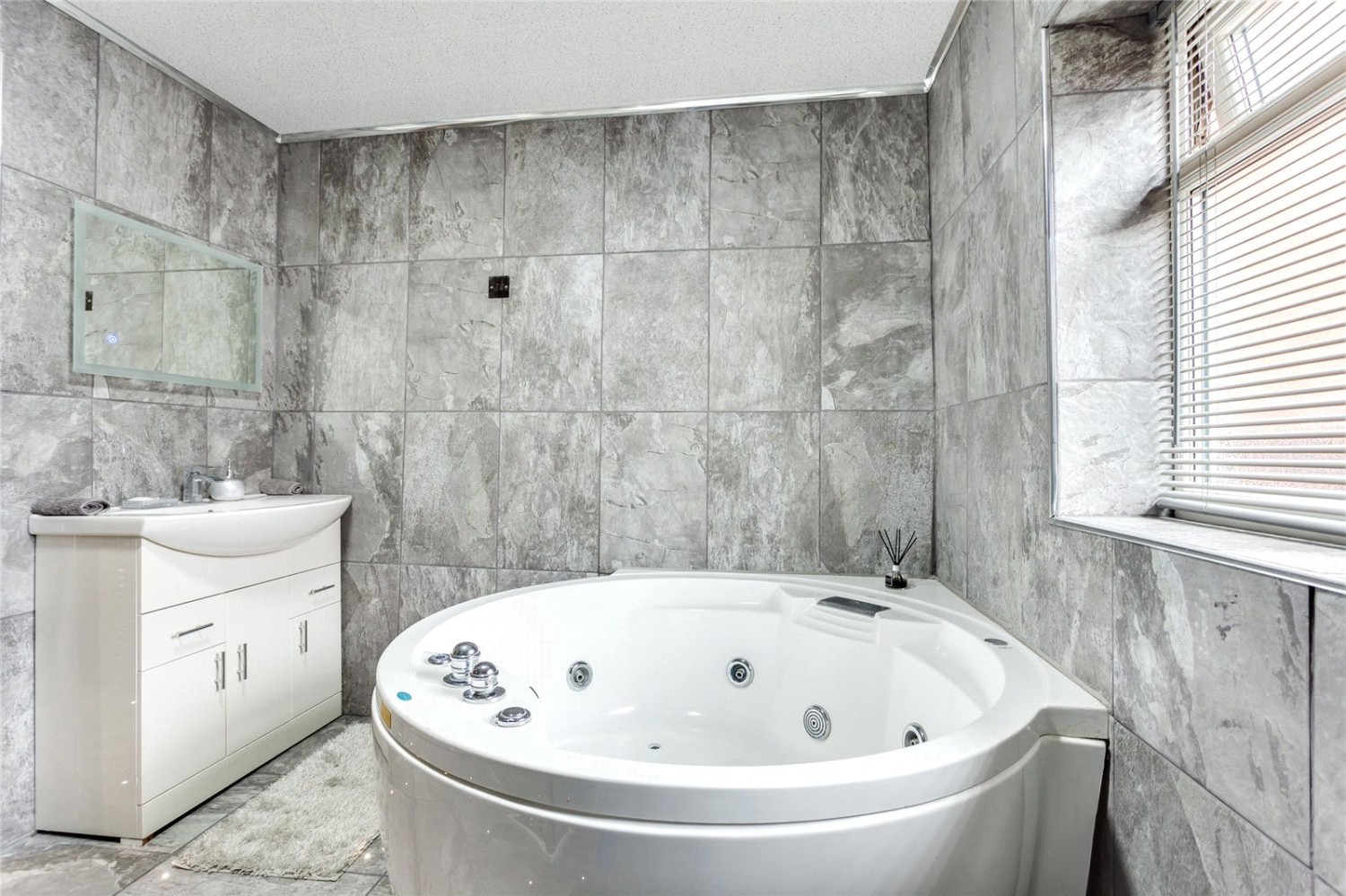 Ravensthorpe, Dewsbury