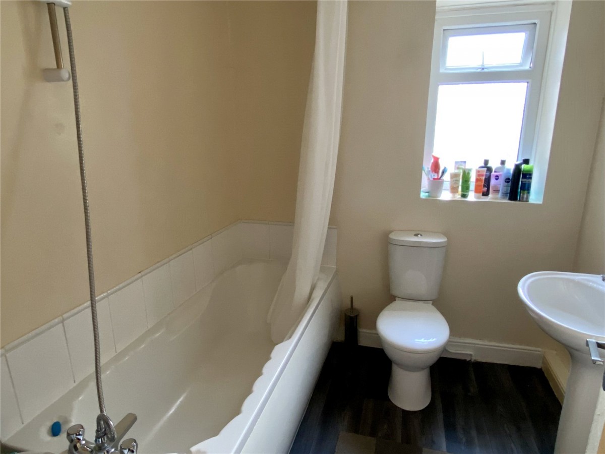 Thornhill Lees, Dewsbury