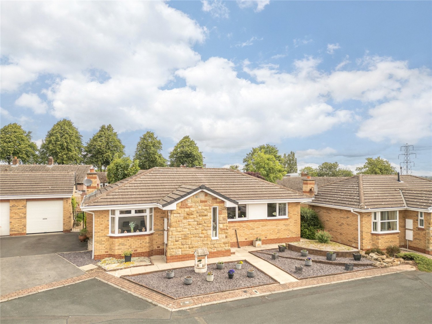 Thornhill, Dewsbury