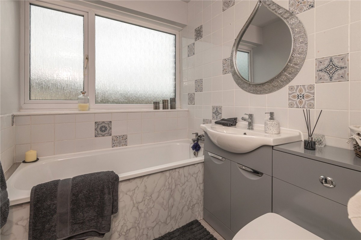 Thornhill, Dewsbury