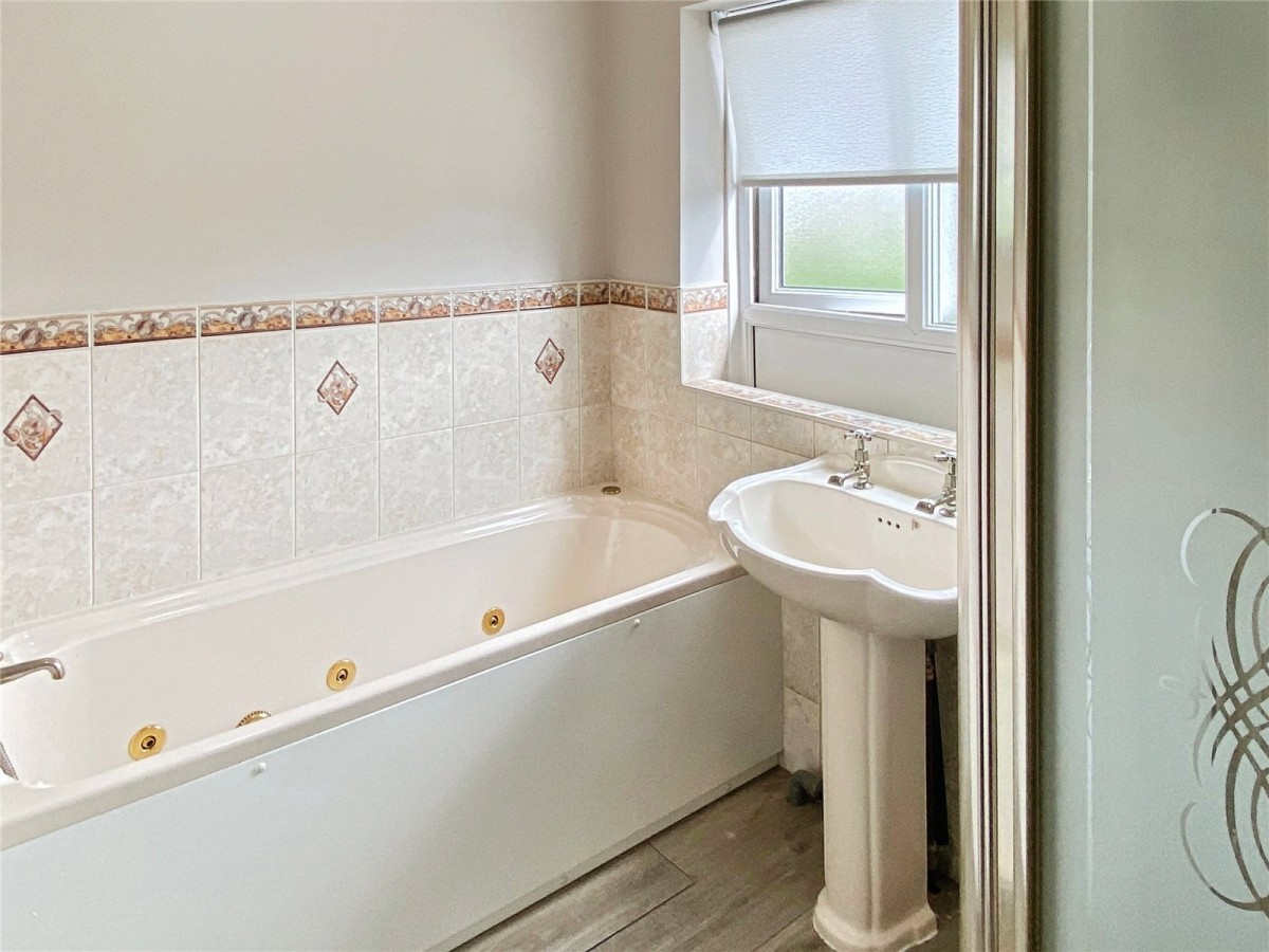 Hanging Heaton, Dewsbury