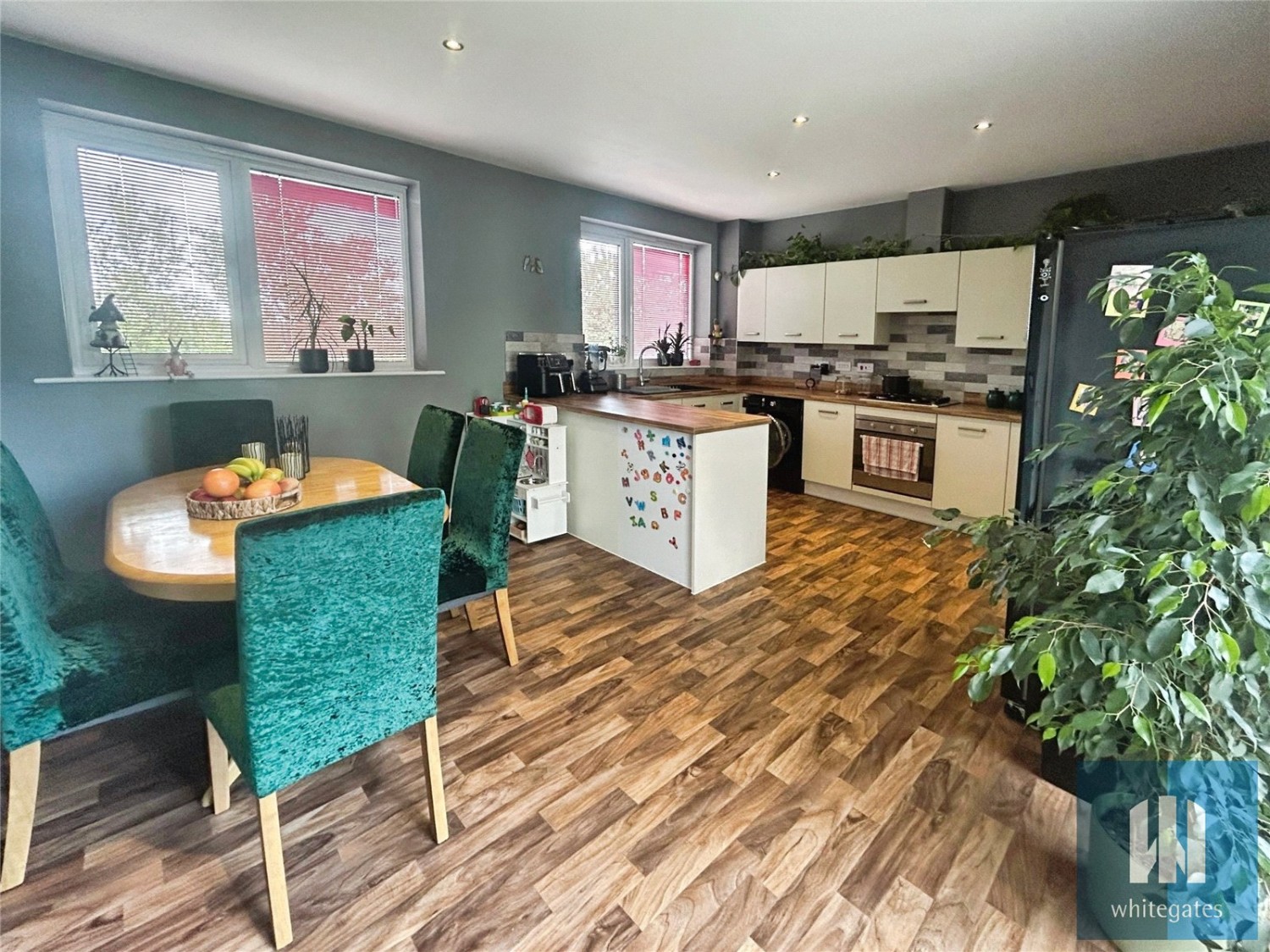 South Elmsall, Pontefract