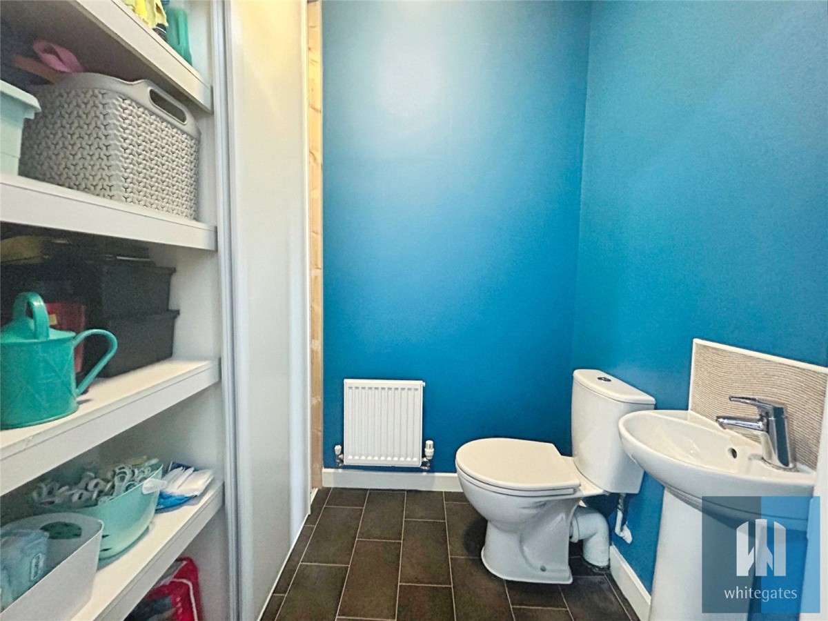 South Elmsall, Pontefract