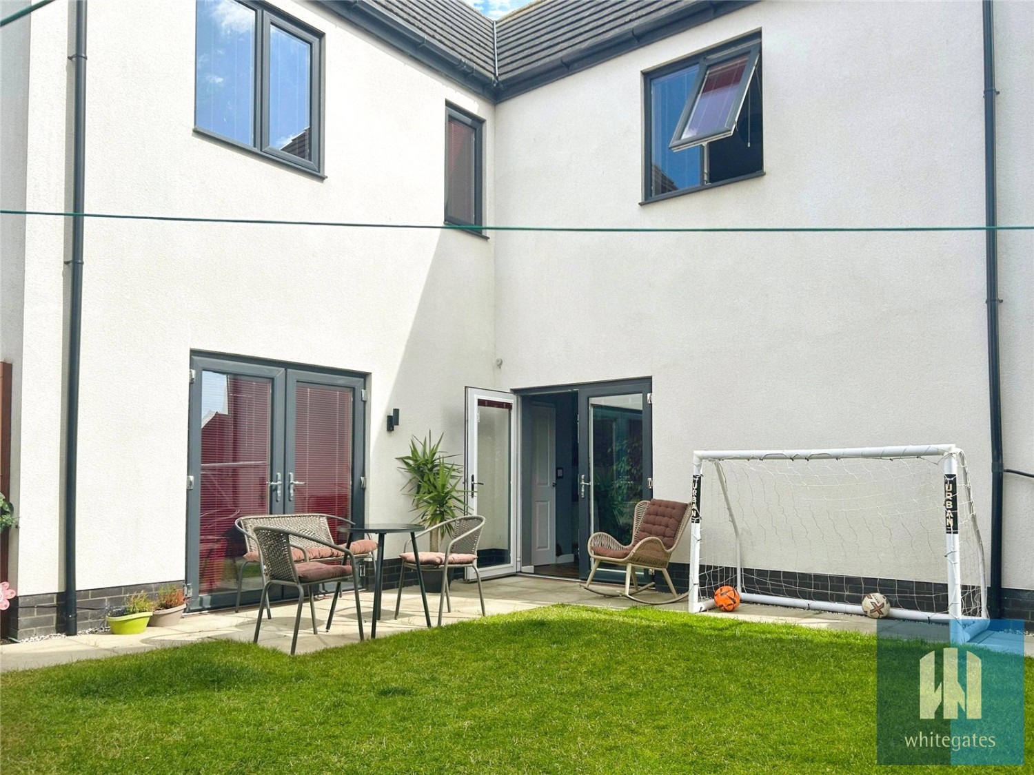 South Elmsall, Pontefract