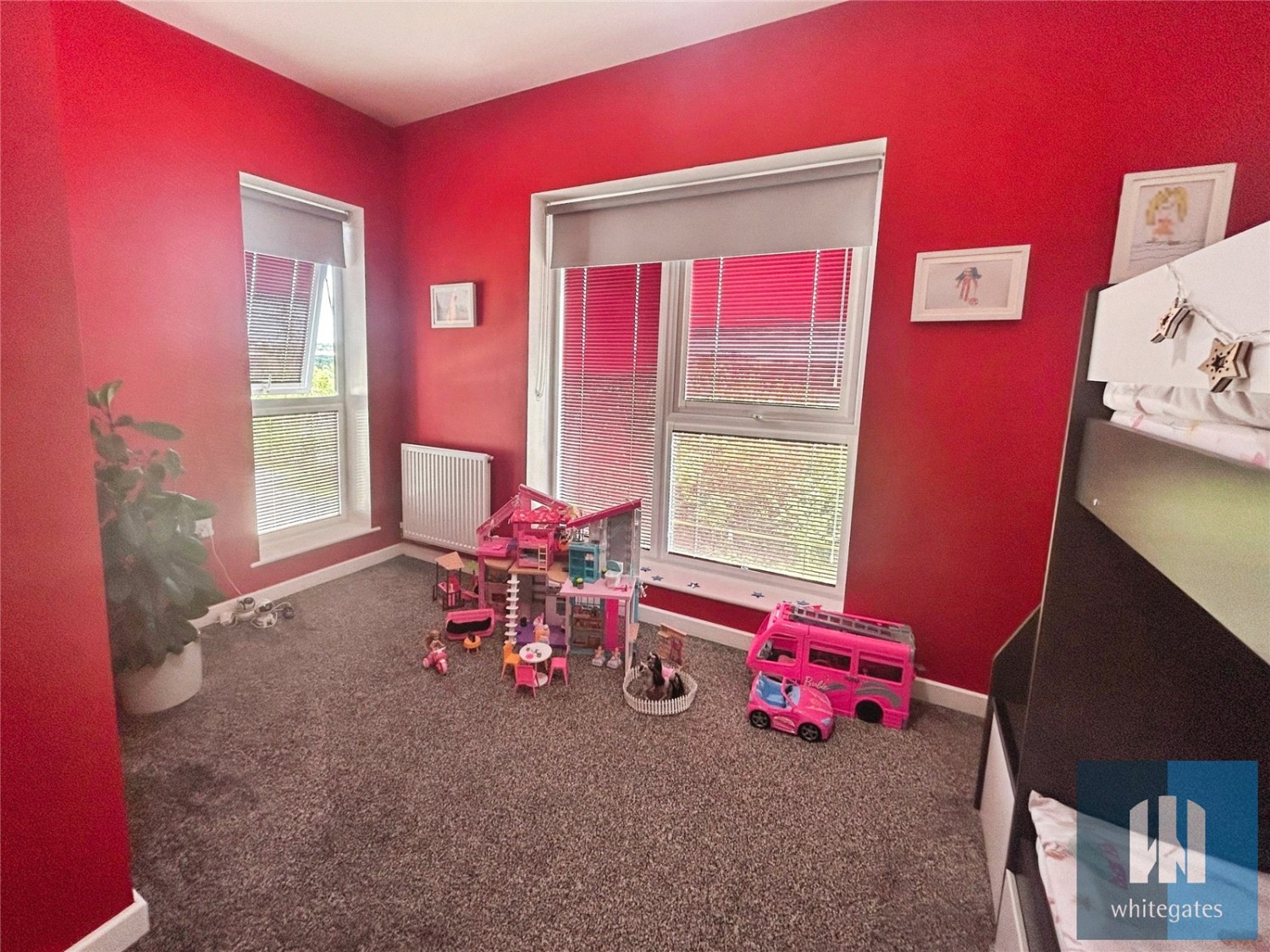 South Elmsall, Pontefract