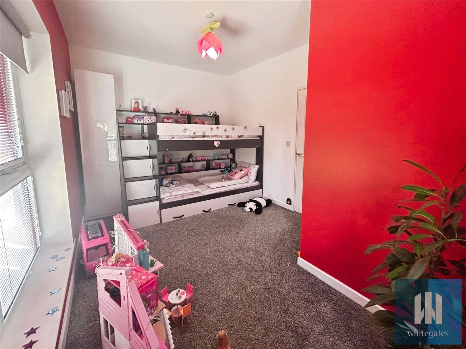 South Elmsall, Pontefract