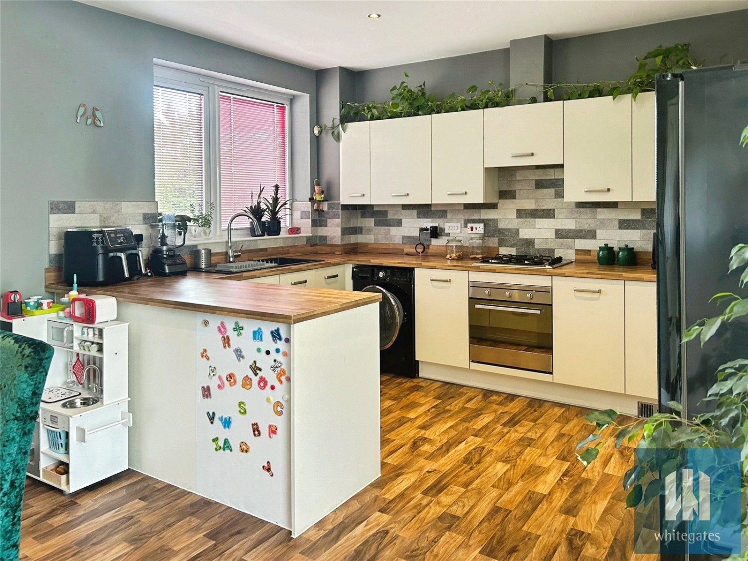 South Elmsall, Pontefract