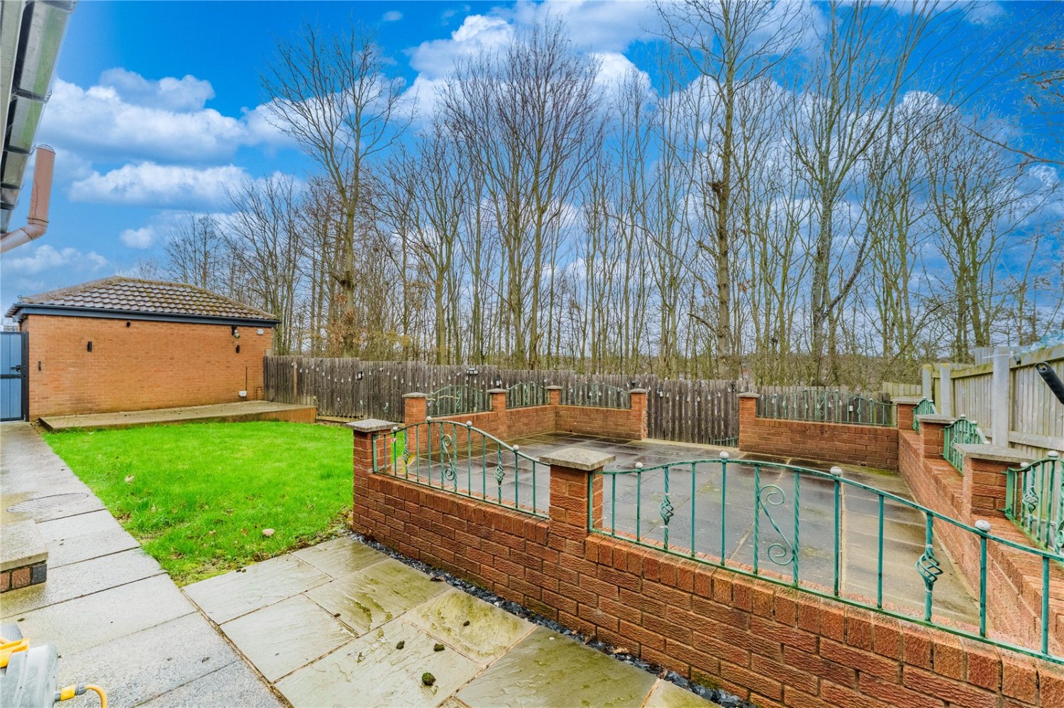 Hemsworth, Pontefract