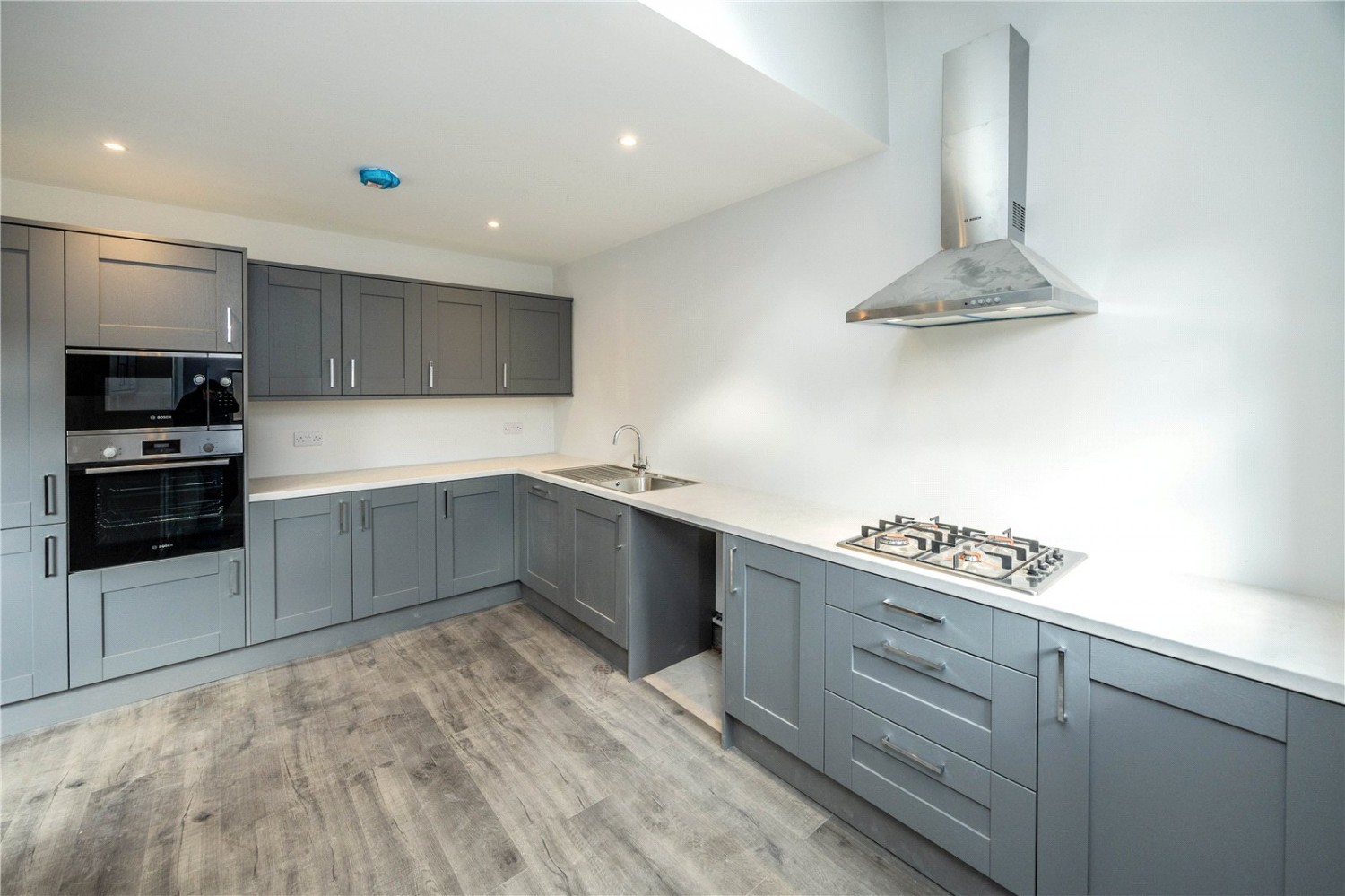 Mile Cross Road, Halifax